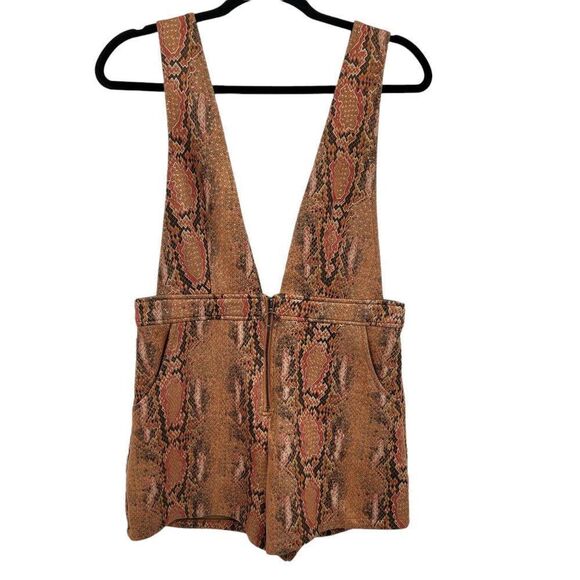 Wild Honey Romper Metallic Scuba Plunging V Daisy Dukes Snake Print Rust Sz M - Picture 6 of 12